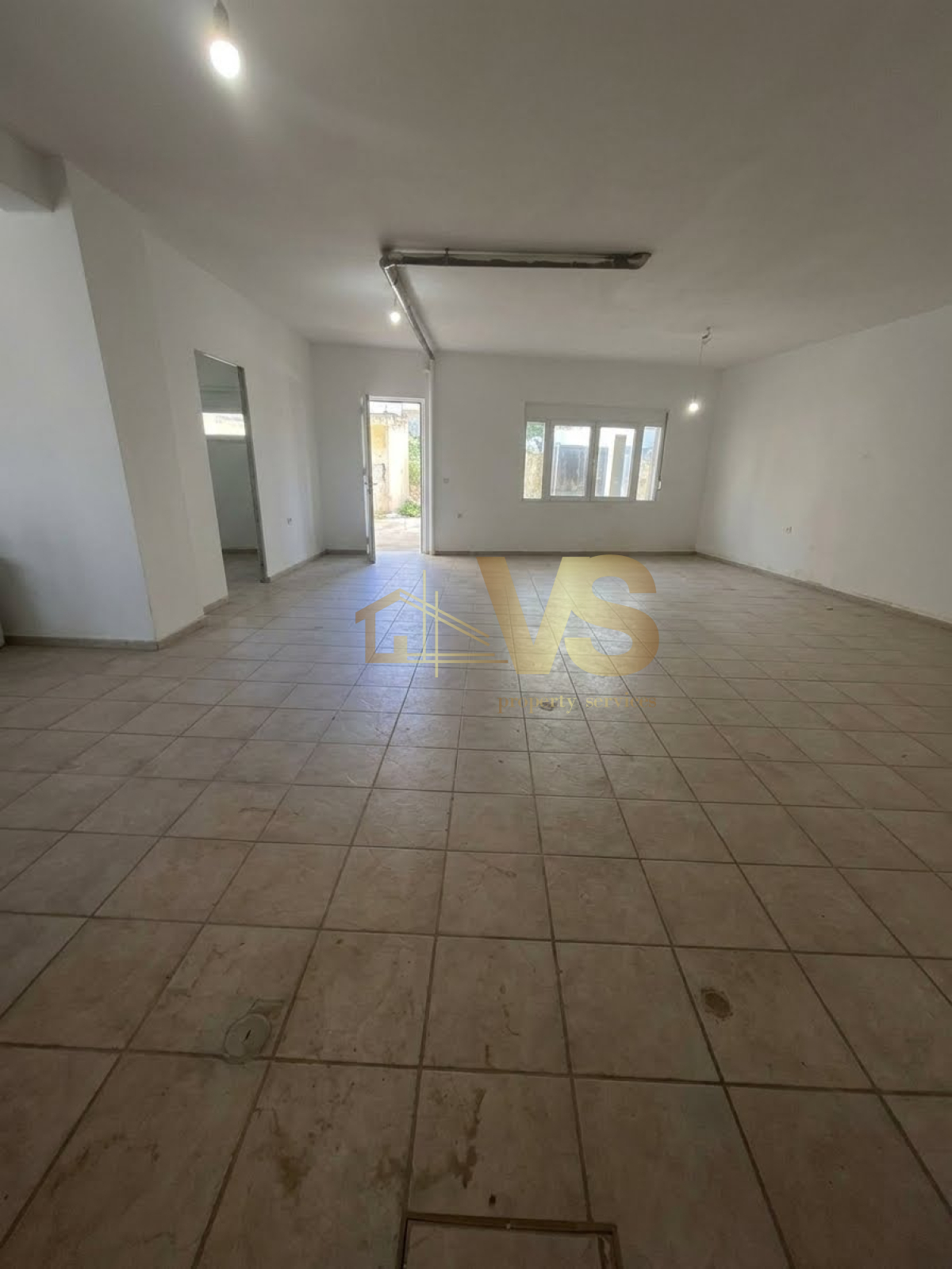 property-img