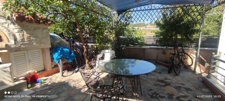 property-img